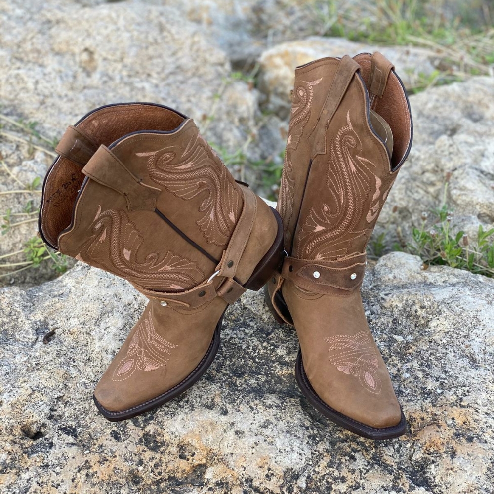 WOMENS DEER  LEATHER boots hand crafted in Leon